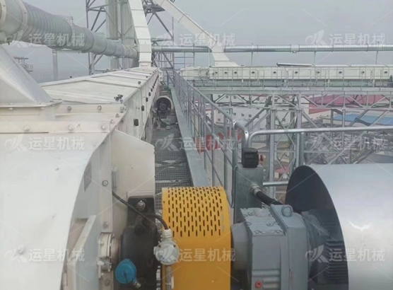 斗式提升機、密封單托輥氣墊皮帶機
